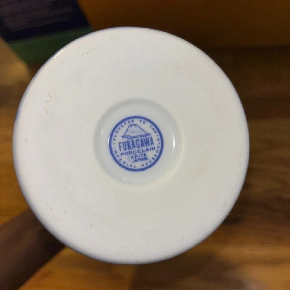 Vintage Japanese vase,‎ Fukagawa porcelain, Imari ware, Iris flower
